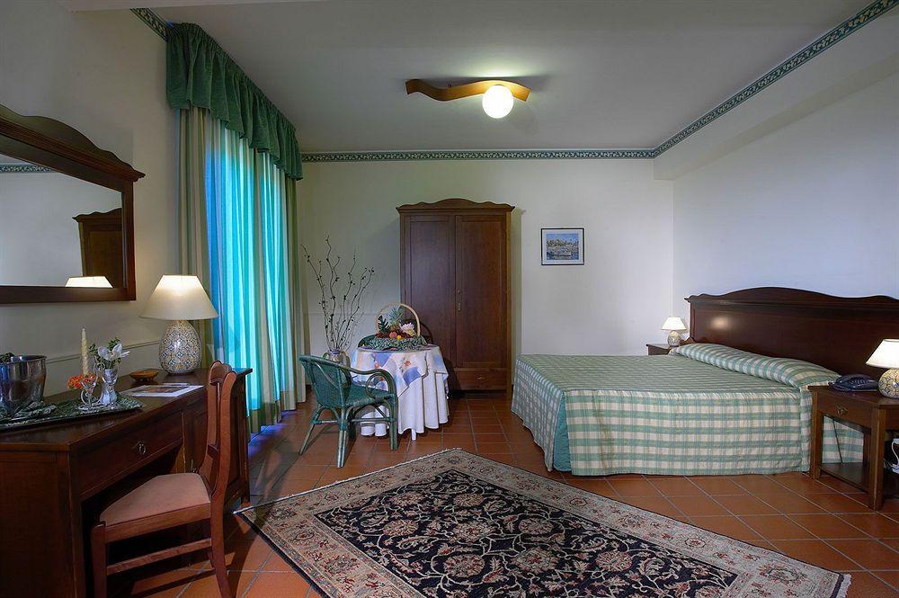 Orizzonte Acireale Hotel Экстерьер фото